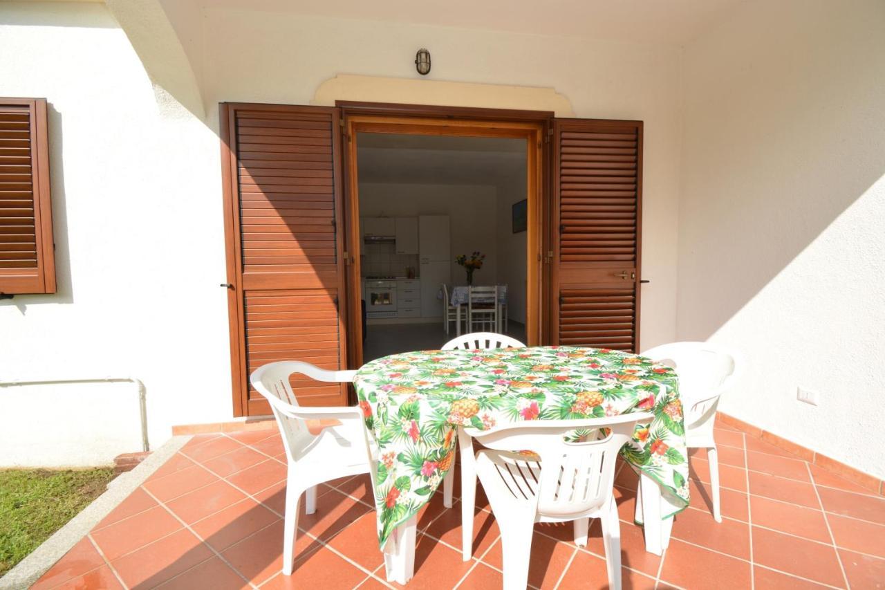 Appartamento Coclearia San Teodoro  Exterior photo