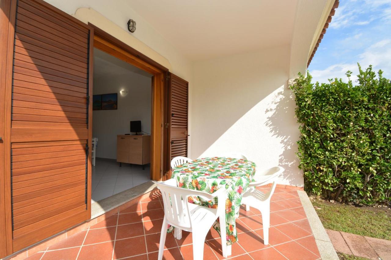 Appartamento Coclearia San Teodoro  Exterior photo