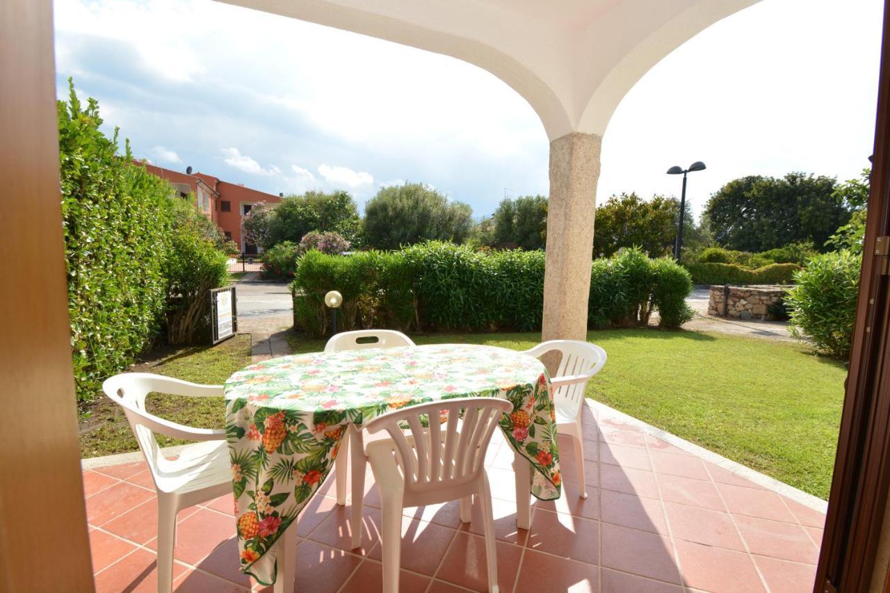 Appartamento Coclearia San Teodoro  Exterior photo