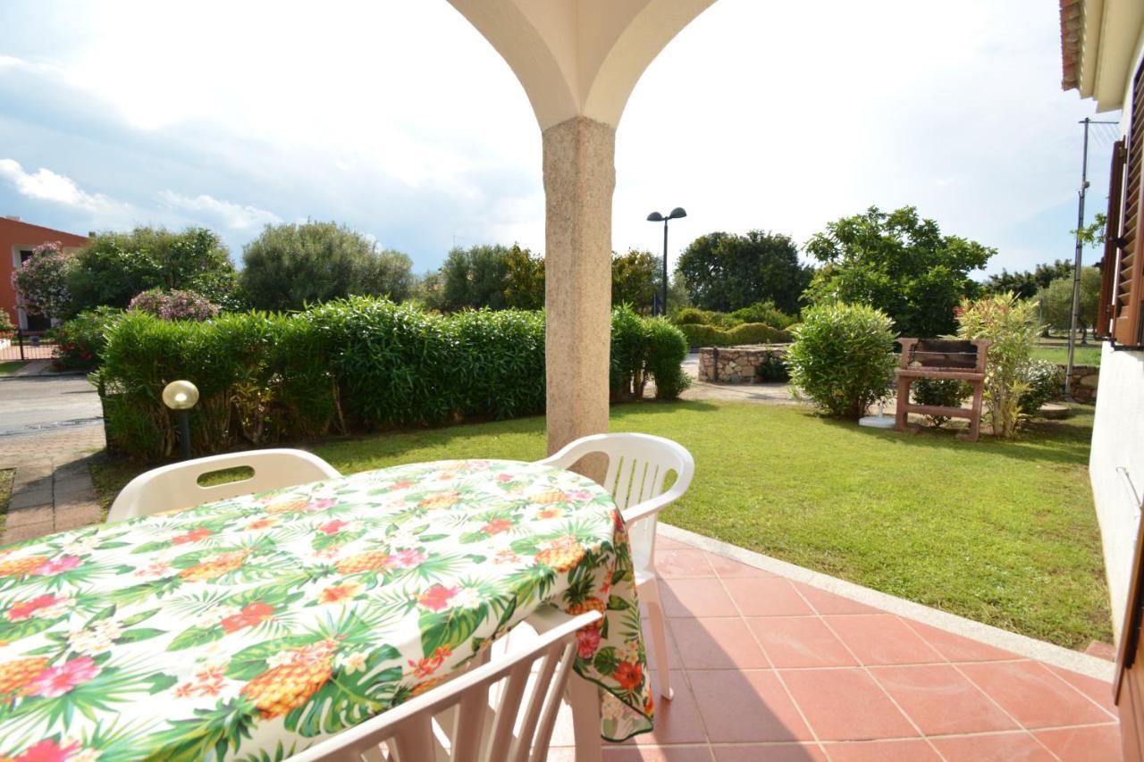 Appartamento Coclearia San Teodoro  Exterior photo