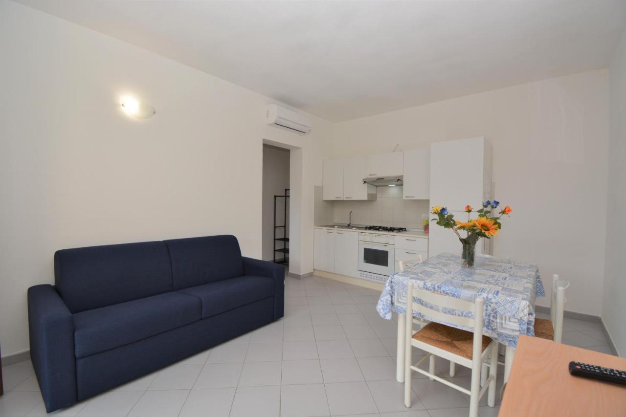 Appartamento Coclearia San Teodoro  Exterior photo
