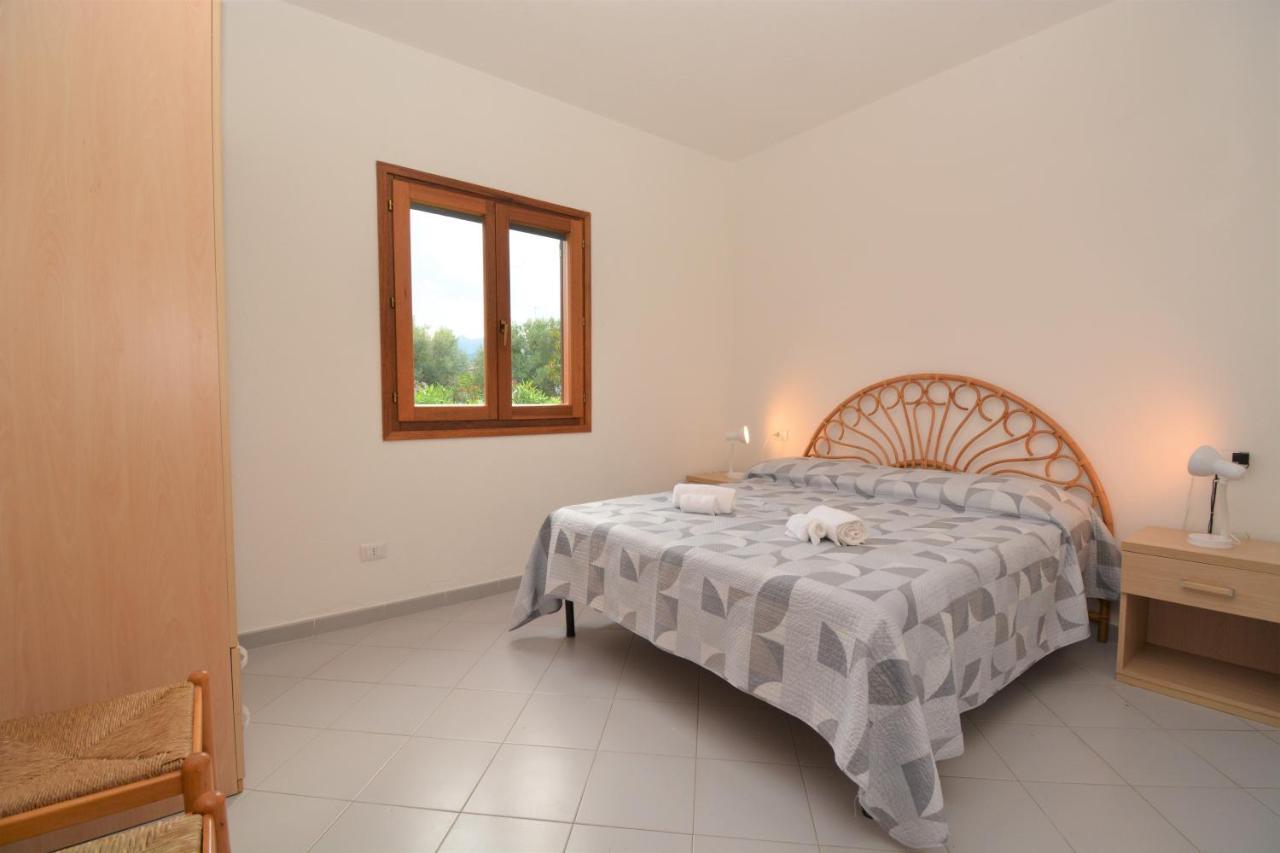 Appartamento Coclearia San Teodoro  Exterior photo
