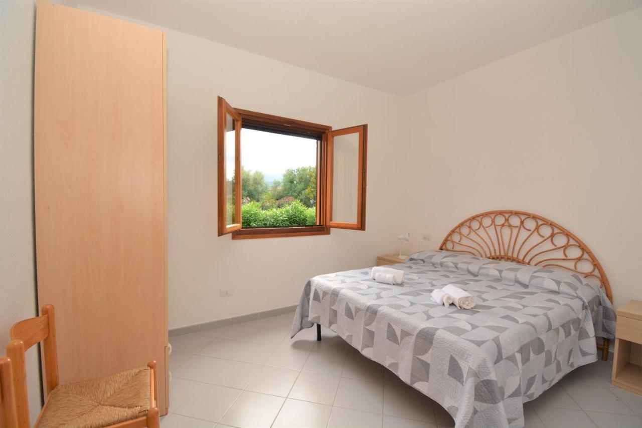 Appartamento Coclearia San Teodoro  Exterior photo