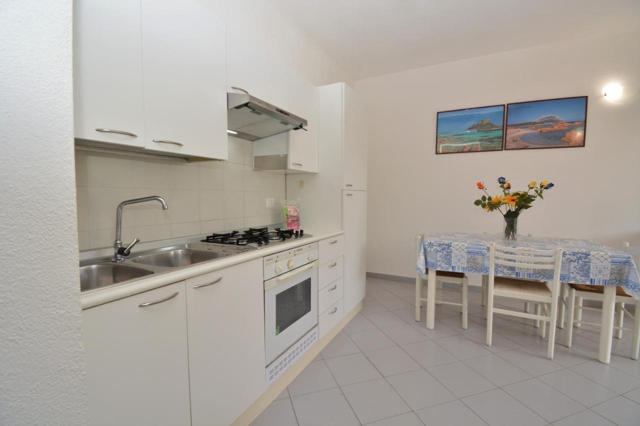 Appartamento Coclearia San Teodoro  Exterior photo